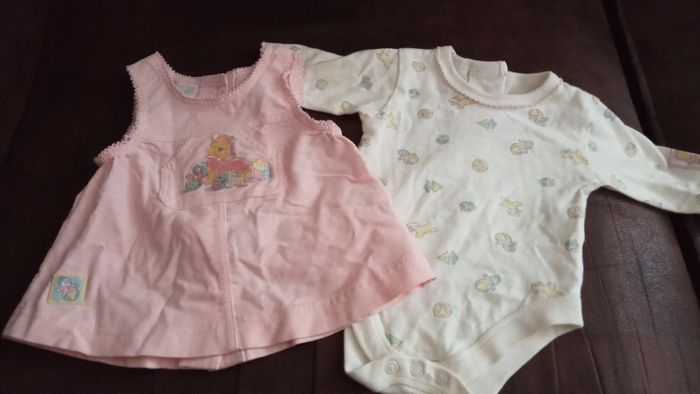 Ravissant petit Ensemble "Disney" pour jeunes demoiselles (Taille nouveau né)