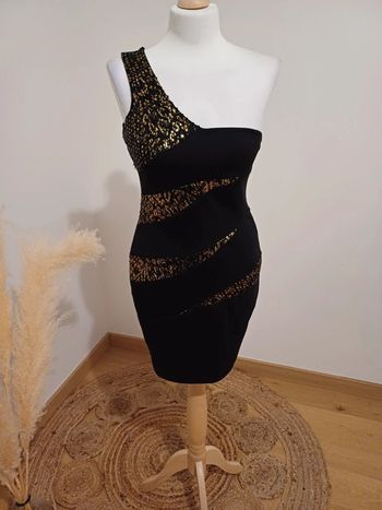 Robe chic asymétrique pailletée Fashionomics taille S 36