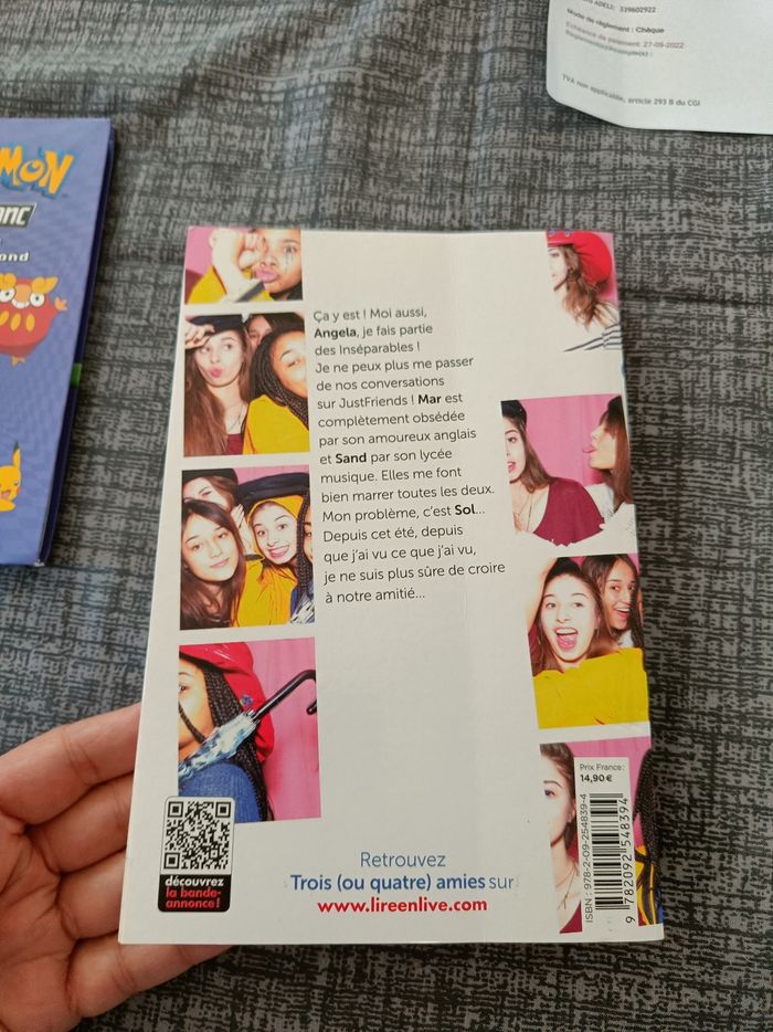 Livre "Trois ou quatre amies" - photo numéro 2