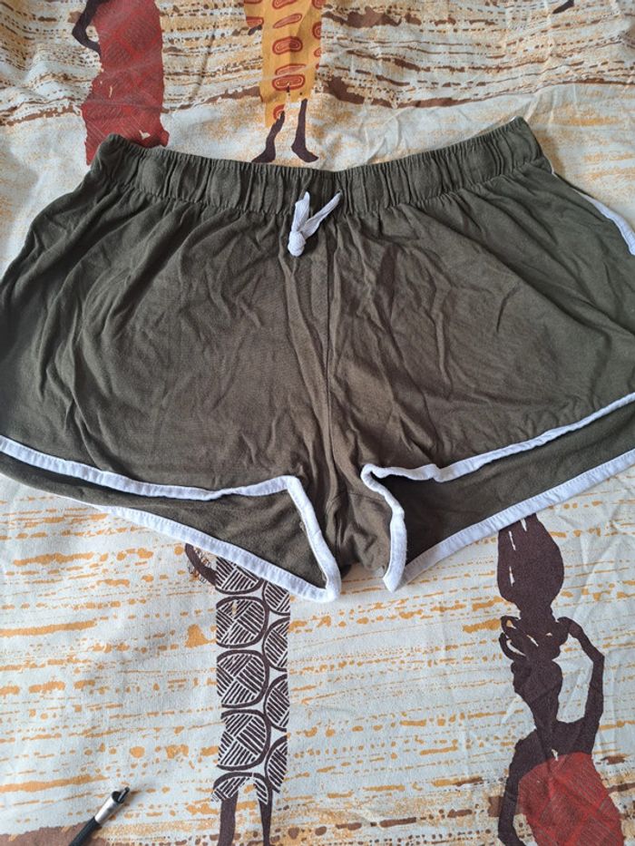 Mini short femme