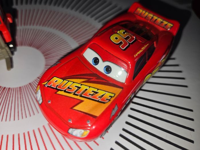 2 voitures cars Mattel be rare - photo numéro 2