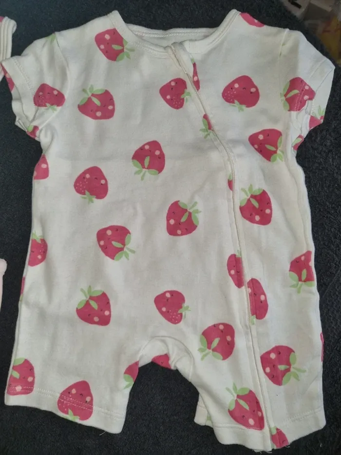 Ensemble barboteuse - body et bavoir taille 0-1 mois - photo numéro 2