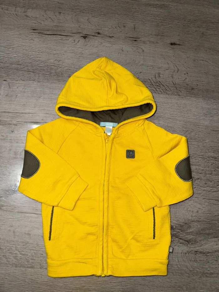 Gilet neuf obaibi 12 mois