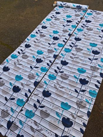 Paire store modulable motif fleurs  bleues 2x60cm sur 2m de longueur 