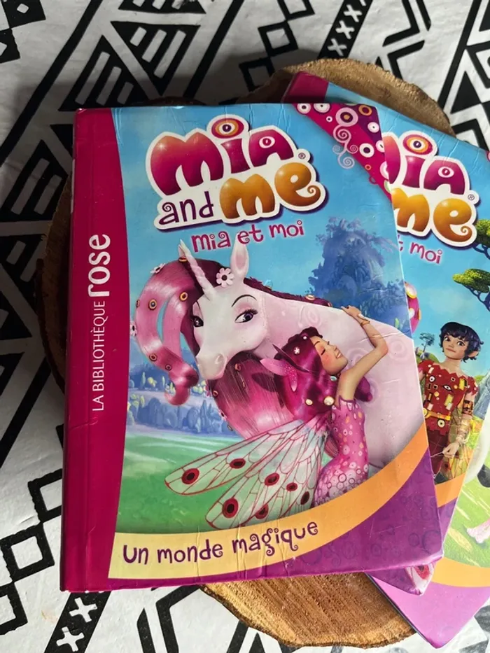 Lot livre de poche Mia ans Me - photo numéro 2