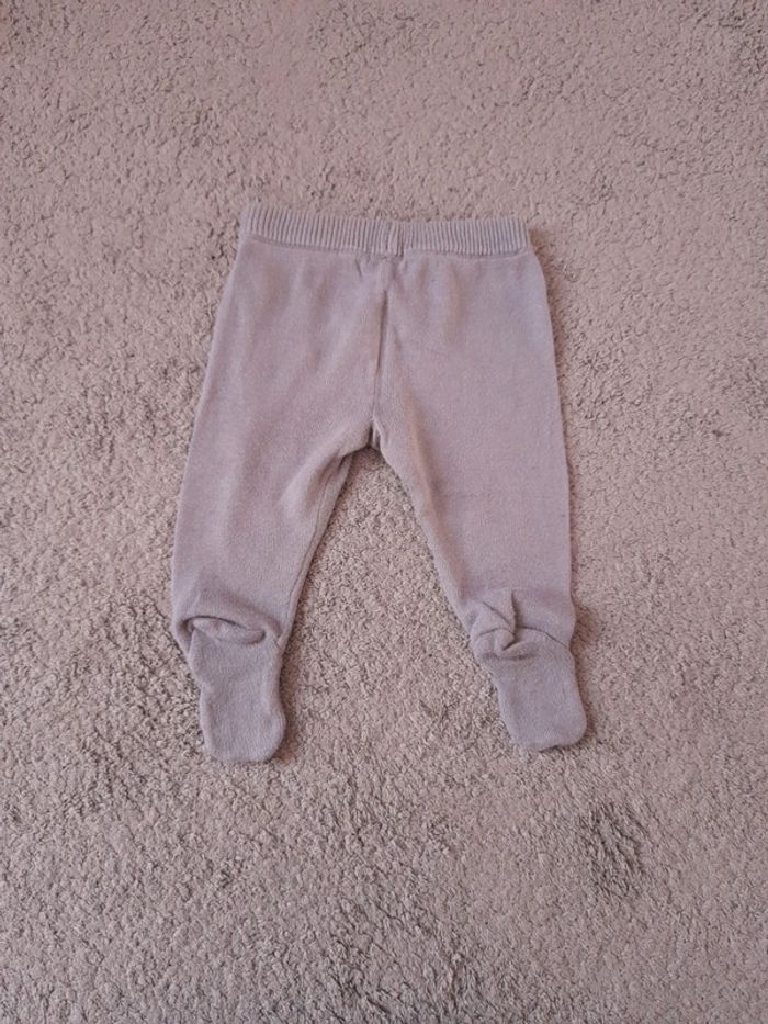 Pantalon bébé avec pieds 1 mois. - photo numéro 2