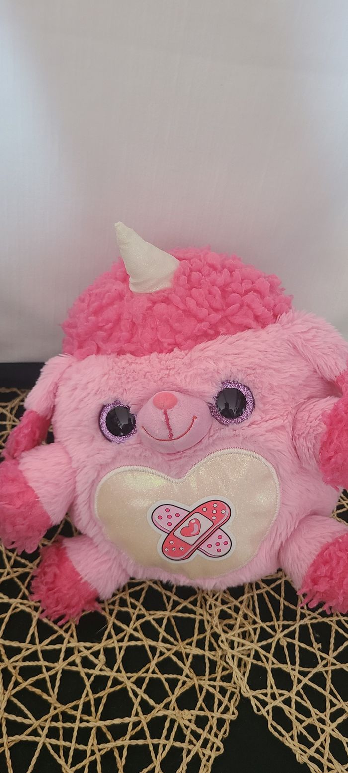 Peluche licorne aux yeux scintillants Zuru Rainbocorns - photo numéro 4