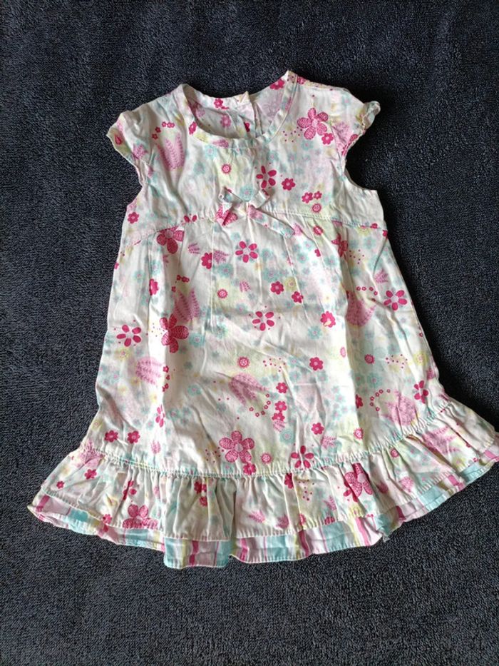 Lot robes 12 mois - photo numéro 2