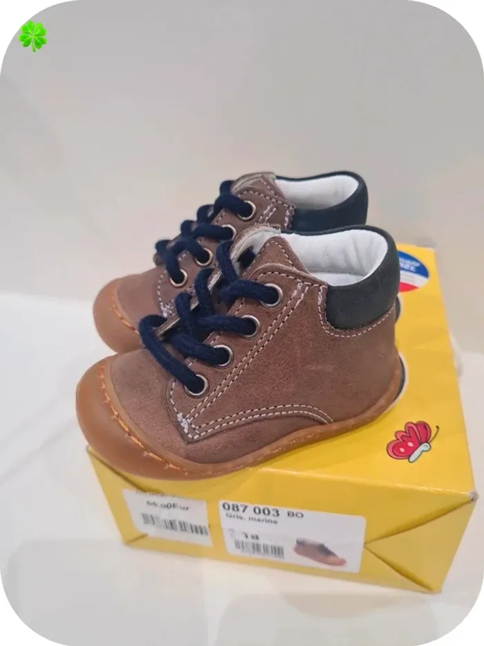 Chaussures Bellamy taille 18 - photo numéro 3