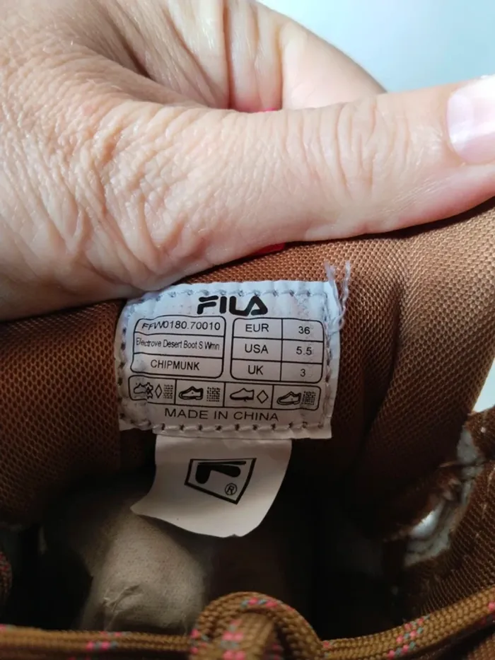 Superbes baskets sneakers femme grosse semelle marque Fila pointure 36 - photo numéro 8