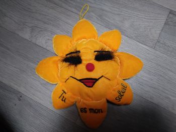 peluche soleil
