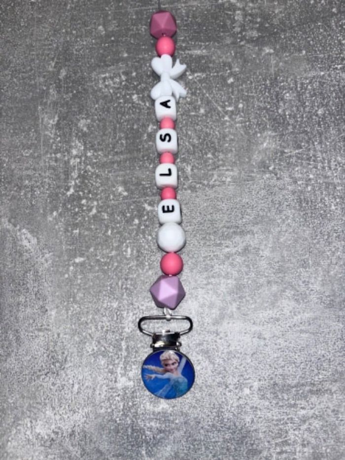 Attache tétine personnalisé