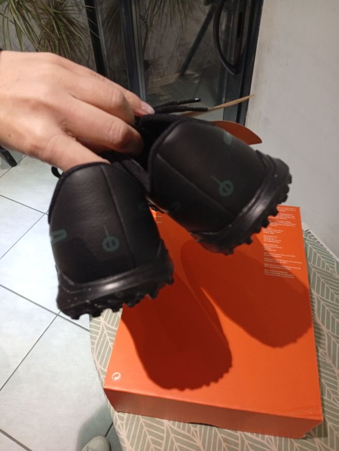 Chaussure foot salle 38 - photo numéro 3