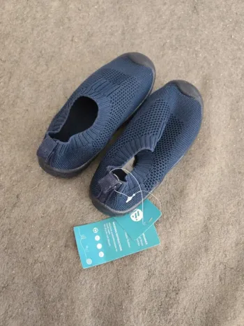 Chaussures aquatique garçon 28