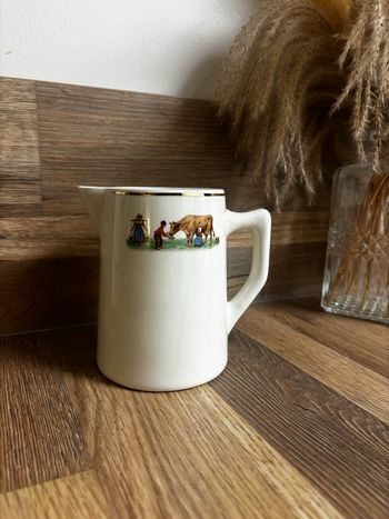 Ancien pot à lait décor rural vintage