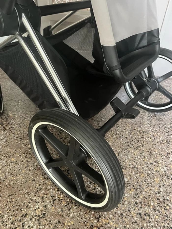 Poussette Cybex Priam 4 Platinum Trio - photo numéro 3