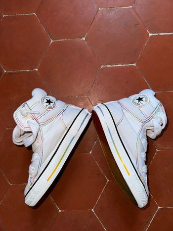 Baskets toile converse  Taille 24