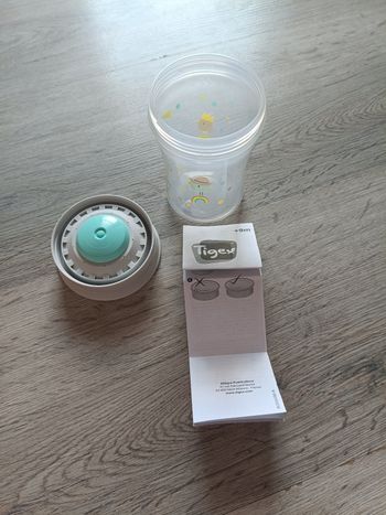 Tasse avec bord 360° anti fuite 250ml