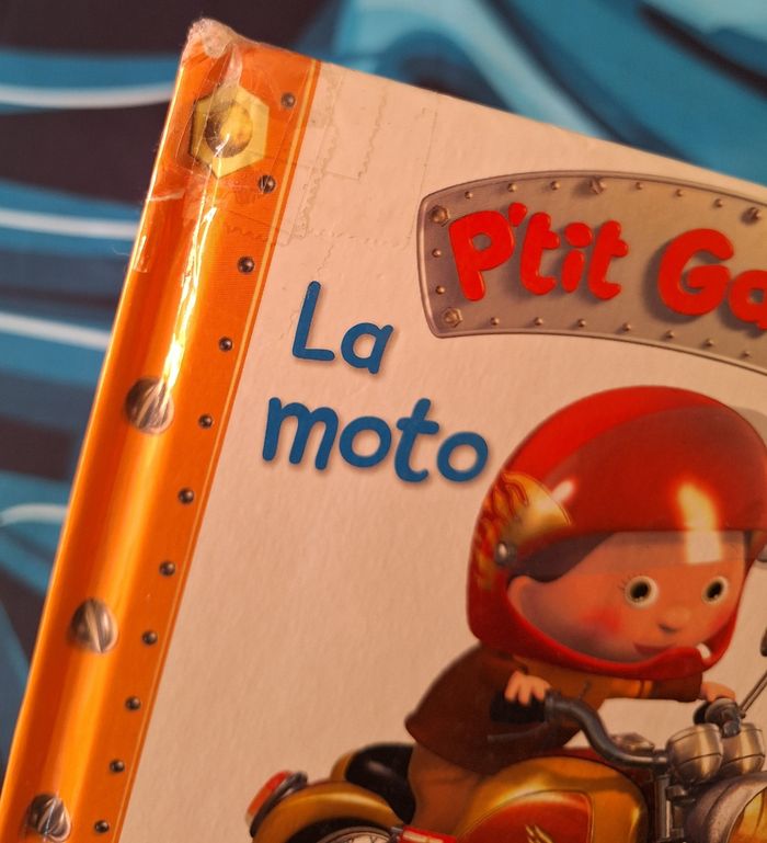 Livre La Moto de Marco, Pti Garçon - photo numéro 3