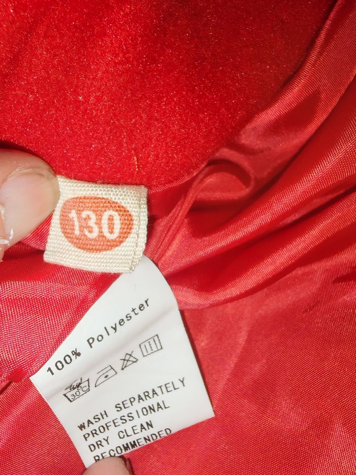 Manteau rouge - photo numéro 2