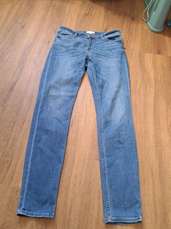 Jean femme taille 40 