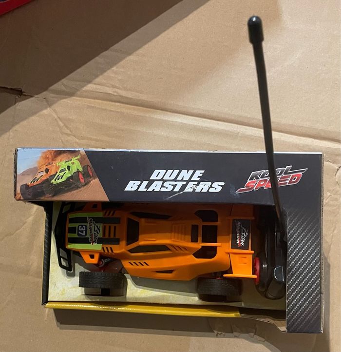 Voiture télécommandée Dune Blasters