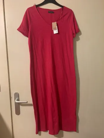 Robe rose framboise
