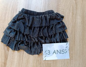 Jupe noire 3ans