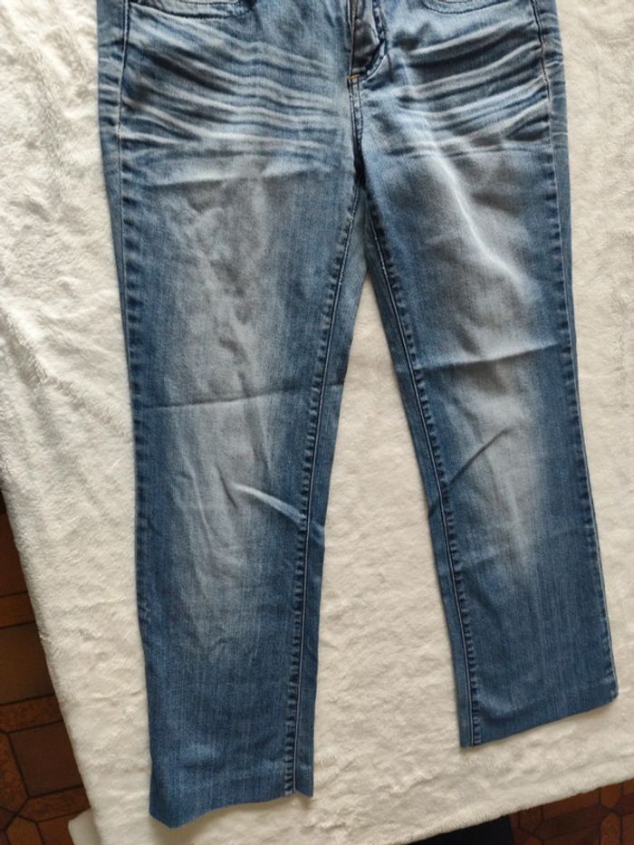 Jeans femme rétro vintage bleu ciel taille haute jambe large marque 3 suisse taille 38 - photo numéro 2