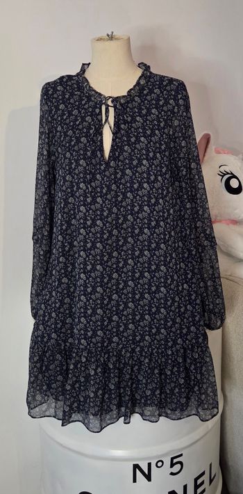 MANGO – Robe Fluide Fleurie Bleu Marine – Taille M – Comme Neuve