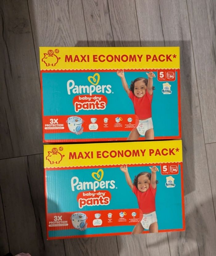 2 cartons de couches Pampers pant taille 5