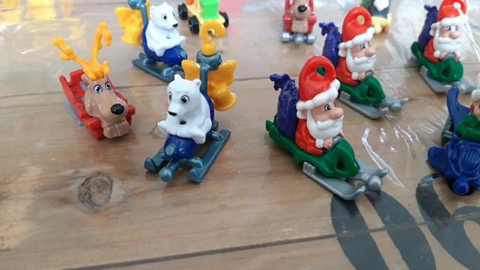 Lot Jouet kinder surprise - photo numéro 2