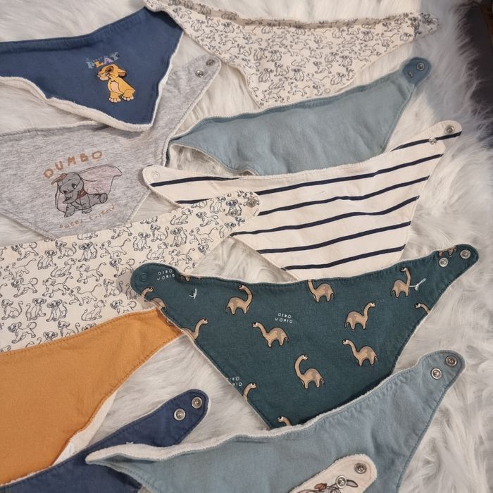 💙💙💙😍🤩🥰Lot bavoirs bandanas bébé🤩😍💙💙💙💙 - photo numéro 4