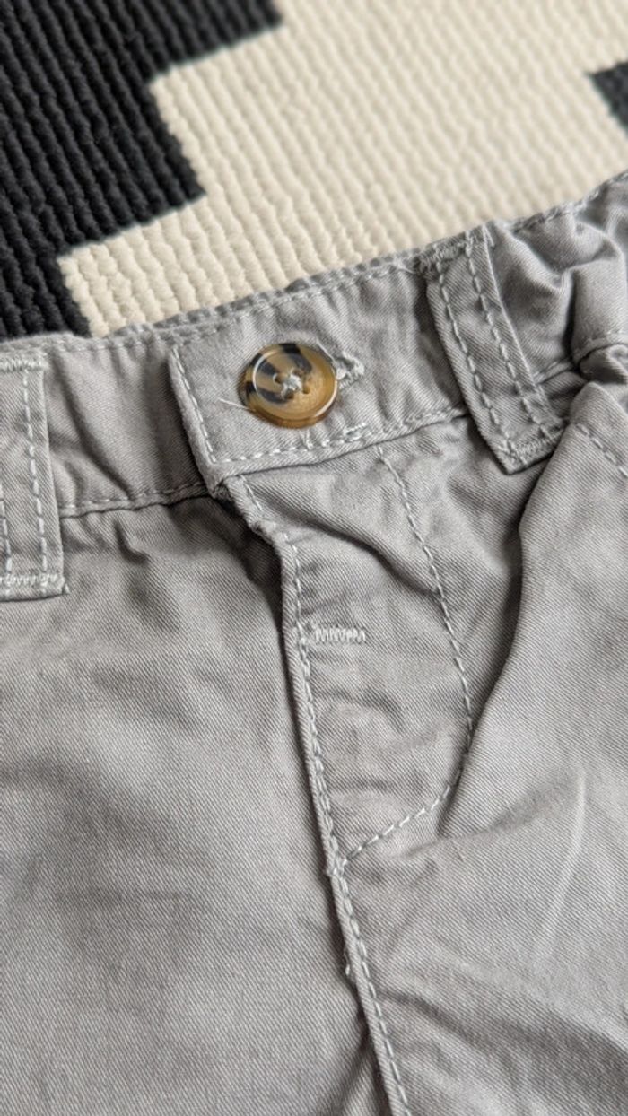 Pantalon gris Kiabi 1 mois - photo numéro 8