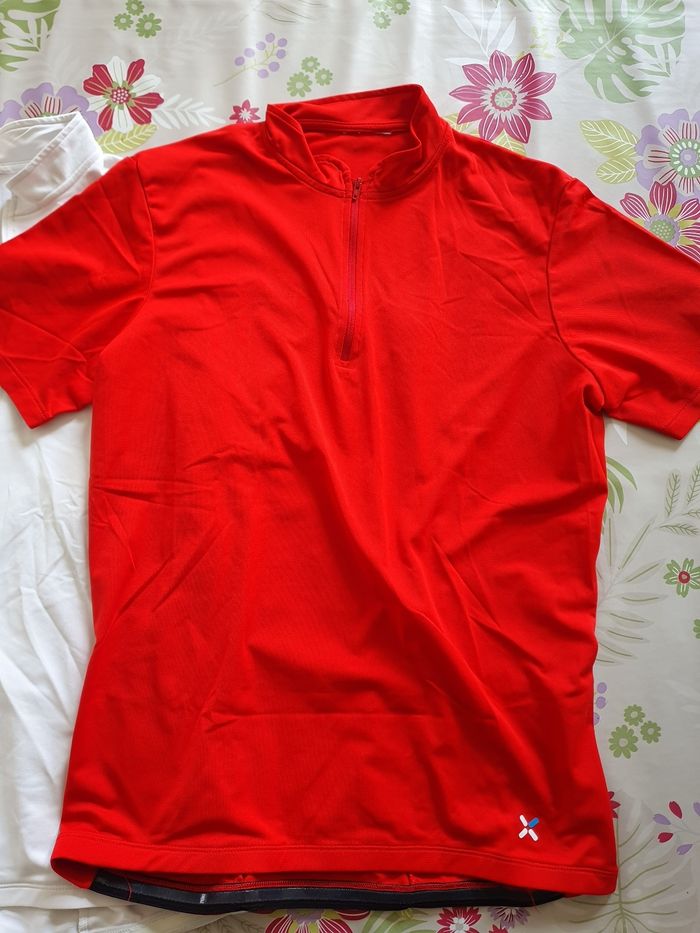 2 T-shirts vélo - photo numéro 2
