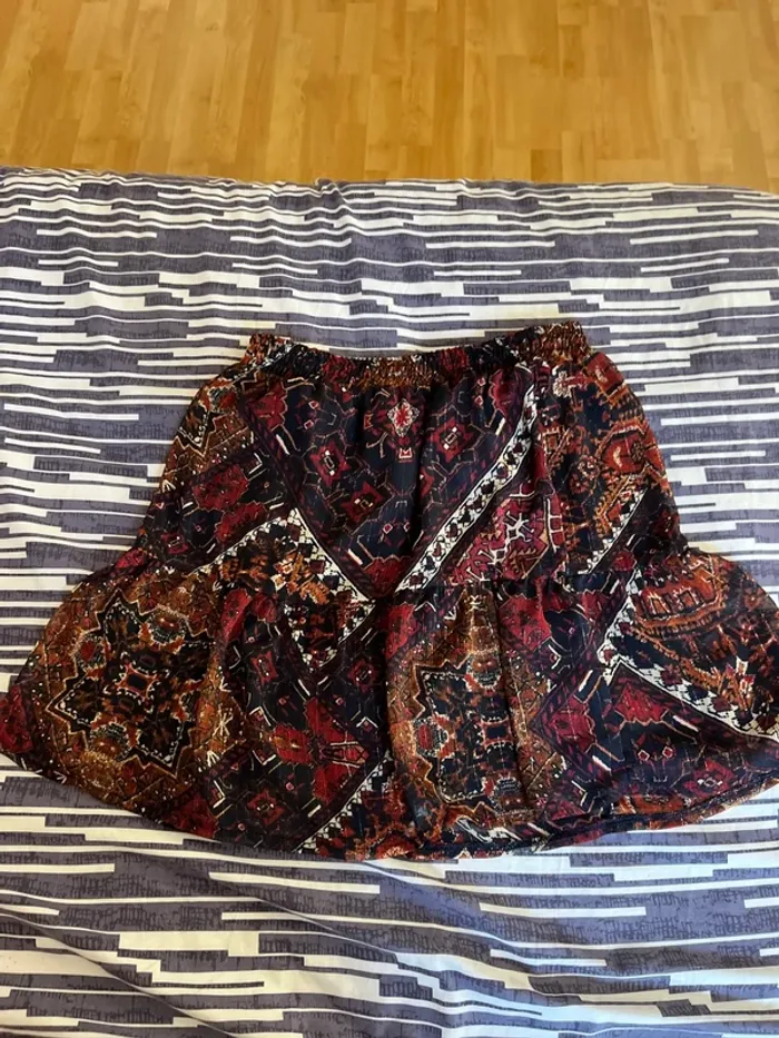 Jupe courte motif - photo numéro 2