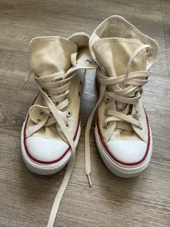 Basket haute Converse Beige - pointure 36
