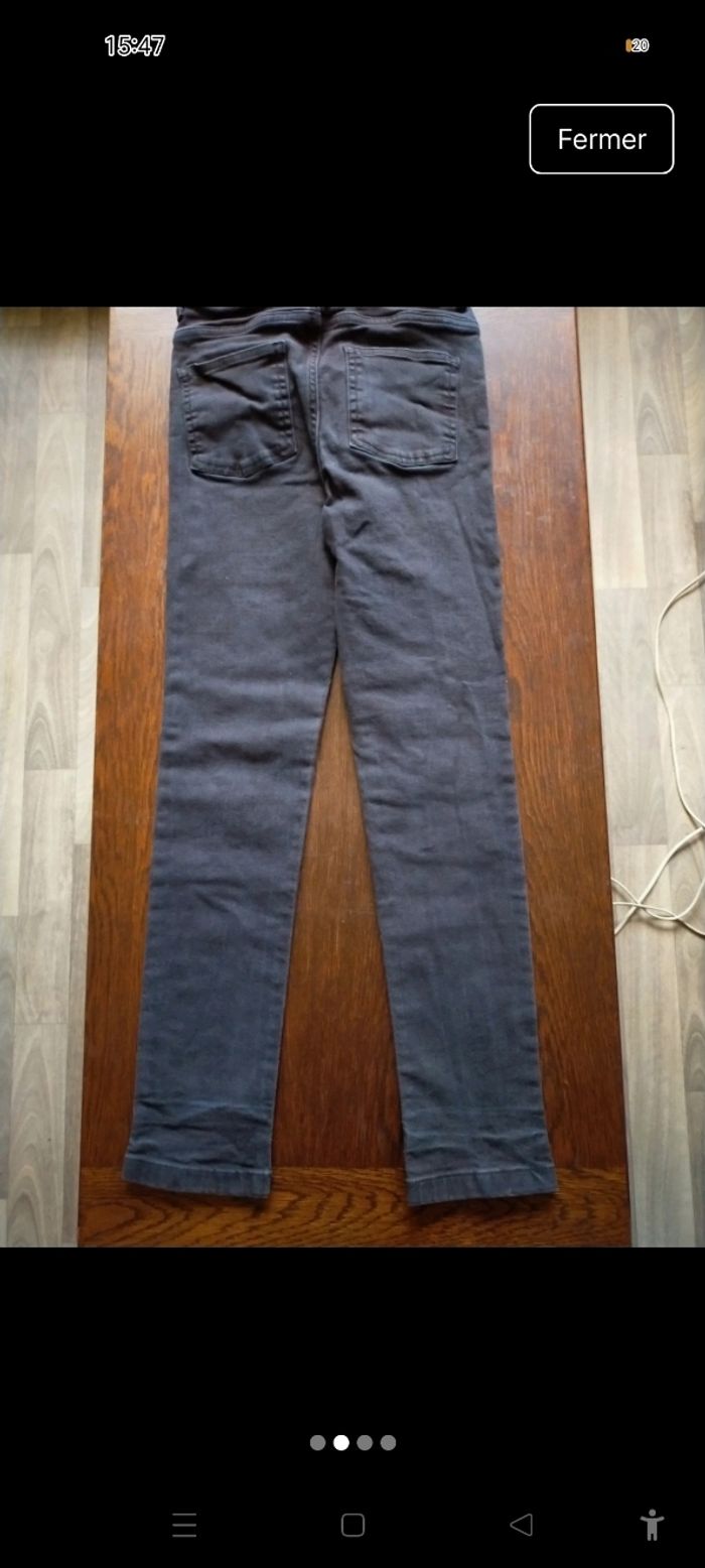 Jean 👖 - photo numéro 2