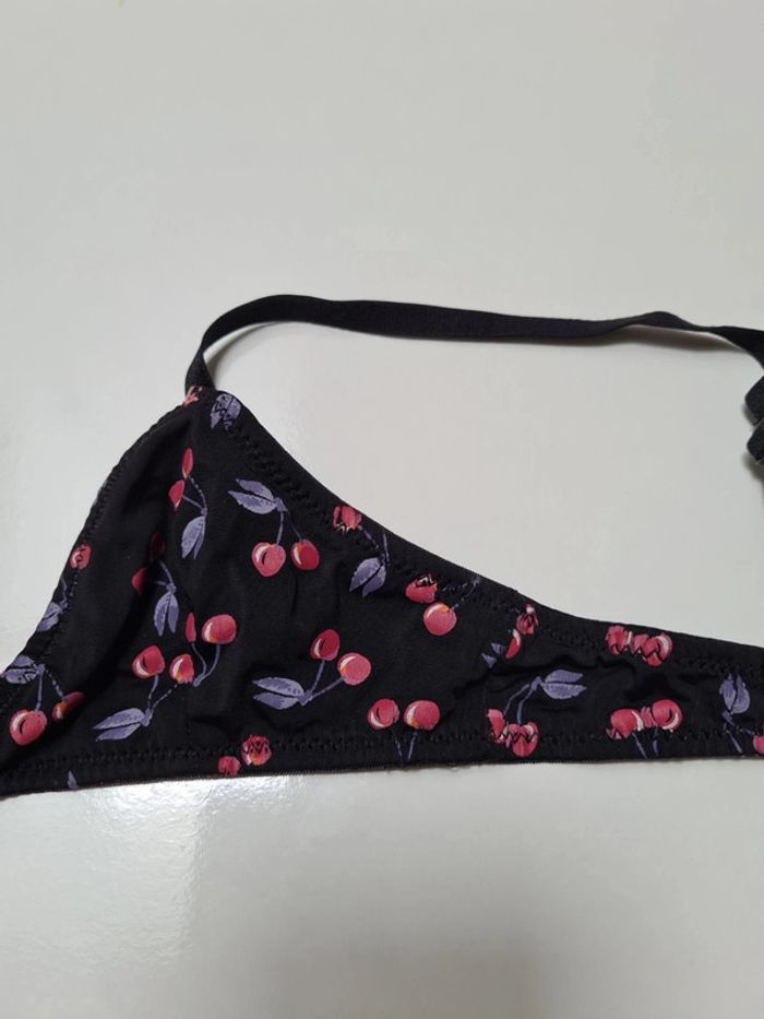 Soutien gorge - photo numéro 2