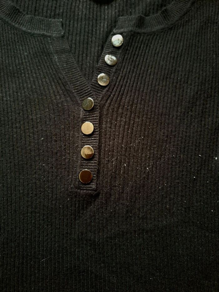 Pull noir - photo numéro 3