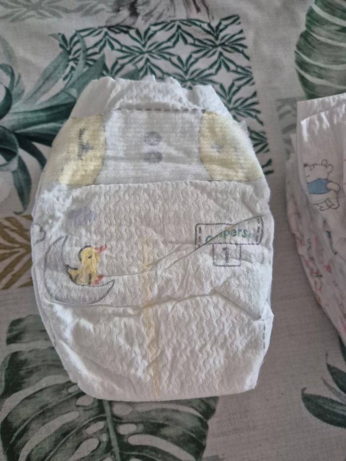 Vend couche huggies taille 1 - photo numéro 3