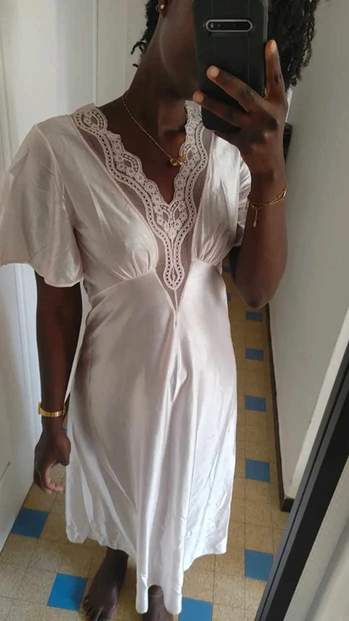 Robe de chambre chemise de nuit vêtements d'intérieur vintage dentelle décolleté cintrée longue - photo numéro 4