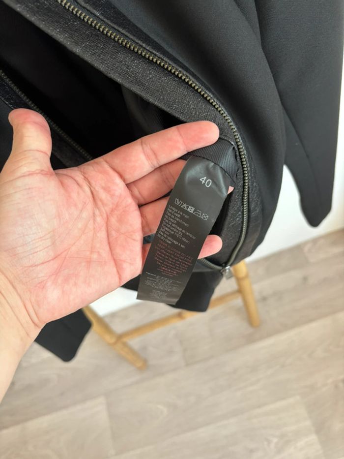 Veste noir - photo numéro 3