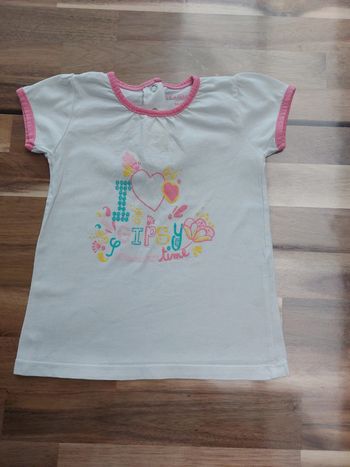 T-shirt blanc et rose