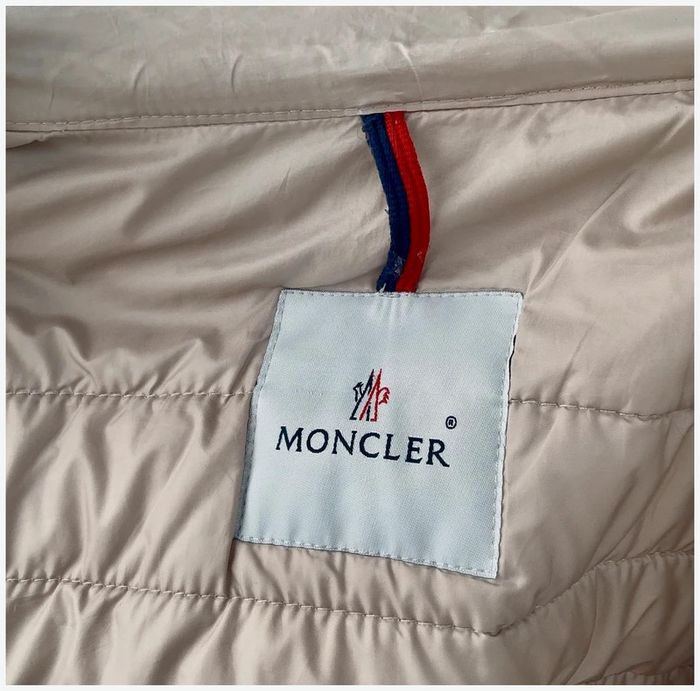 Veste matelassée beige Moncler taille M - bon état - photo numéro 5