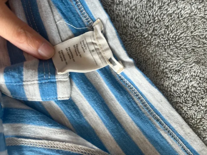 Débardeur rayé gris & bleu Levi’s taille M – poche cœur, style casual authentique - photo numéro 3