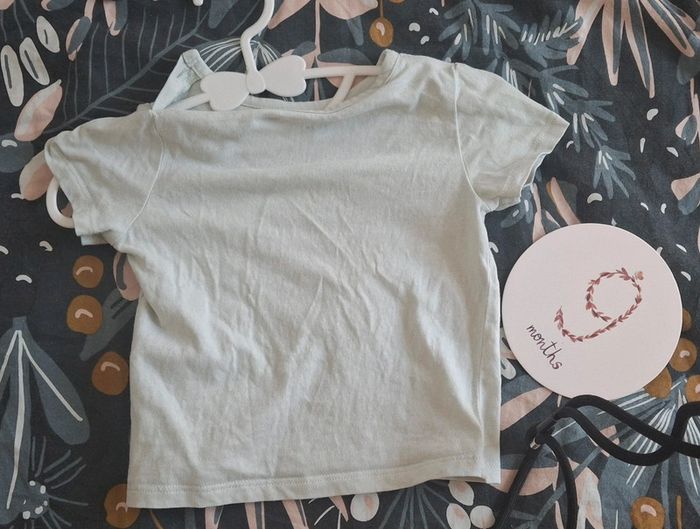 T shirt 9 mois. - photo numéro 2
