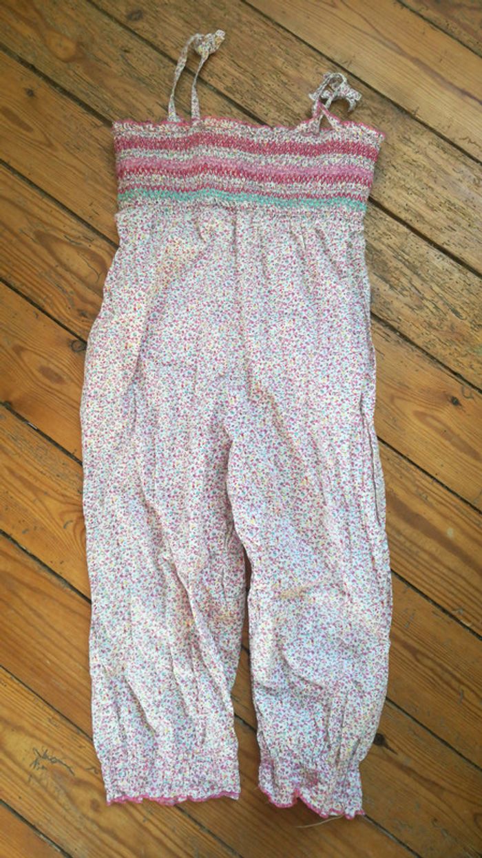 Combinaison pantalon fleurie lisa rose taille 4 ans