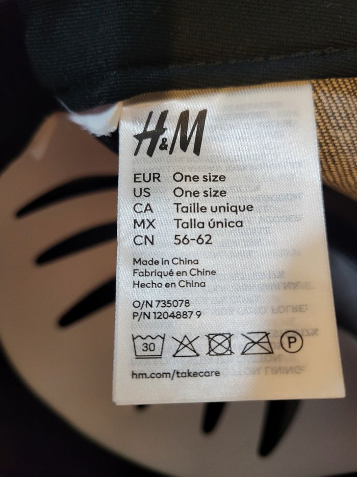 Casquette collab  H&M  et jean Michel Basquiat - photo numéro 6