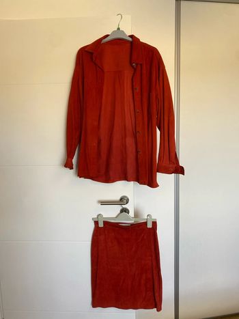 Ensemble corail en cuir